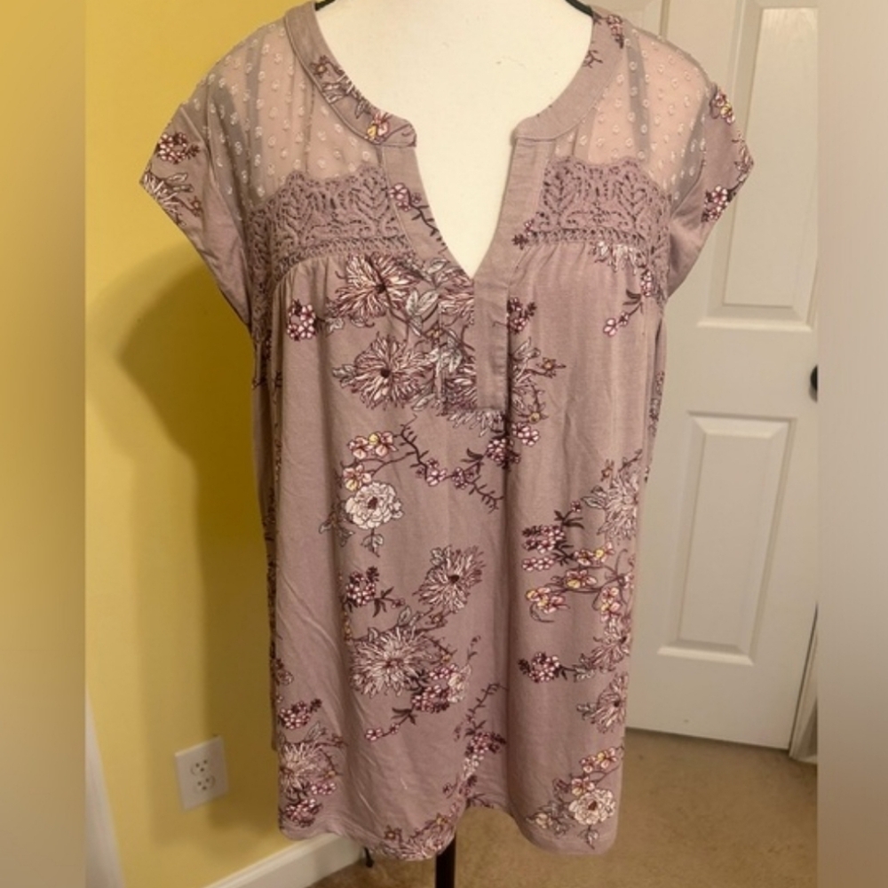 Daniel Rainn Women's Top